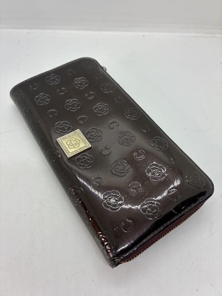 CLATHAS クレイサス 長財布 ラウンドファスナー エナメル 茶系拍卖