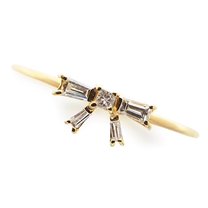 【美品】K18 ダイヤモンド 指輪 リボンモチーフ 0.08ct 0.9g 11号 イエローゴールド 18金 ダイヤ リング ジュエリー アクセサリー 宝石拍卖
