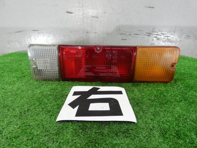 ジムニー M-JA11V 右テールランプ F6Aターボ 38B 220-32143 35603-80002 251314拍卖