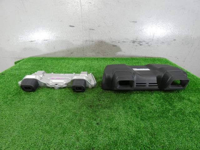 ソリオ DAA-MA36S  フロントガラス用レーダー  K12C ZVR CAM205-504F00 33991-81P04 251330拍卖