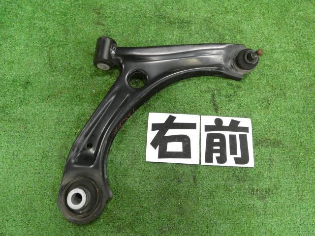 ソリオ DAA-MA36S 右フロントロアアーム K12C ZVR 74P-R 45201-81P00 251330拍卖