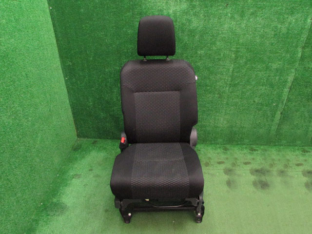 180224◆ウェイク DBA-LA700S-GBMF アシスタントシート/助手席◆拍卖