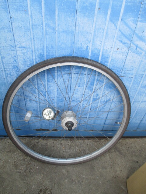 27イン 自転車前輪 アルミホイールリム ライト(未確認)付き   (H31)拍卖