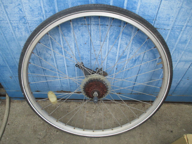 27イン 自転車後輪  6速  アルミホイールリム    (H233)拍卖