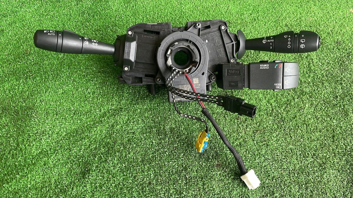 ルノー ルーテシア RH5F-2013年 コンビネーションスイッチ -C-7-5205番拍卖