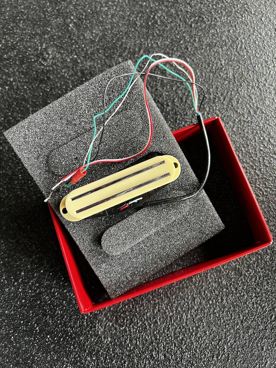 ストラト シングルサイズハムバッカー クリーム 導線約30cm 出音確認済み 拍卖