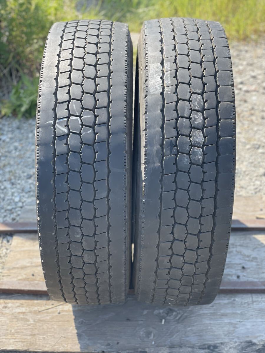 3590 ブリヂストン 245/80R17.5 2本セット拍卖