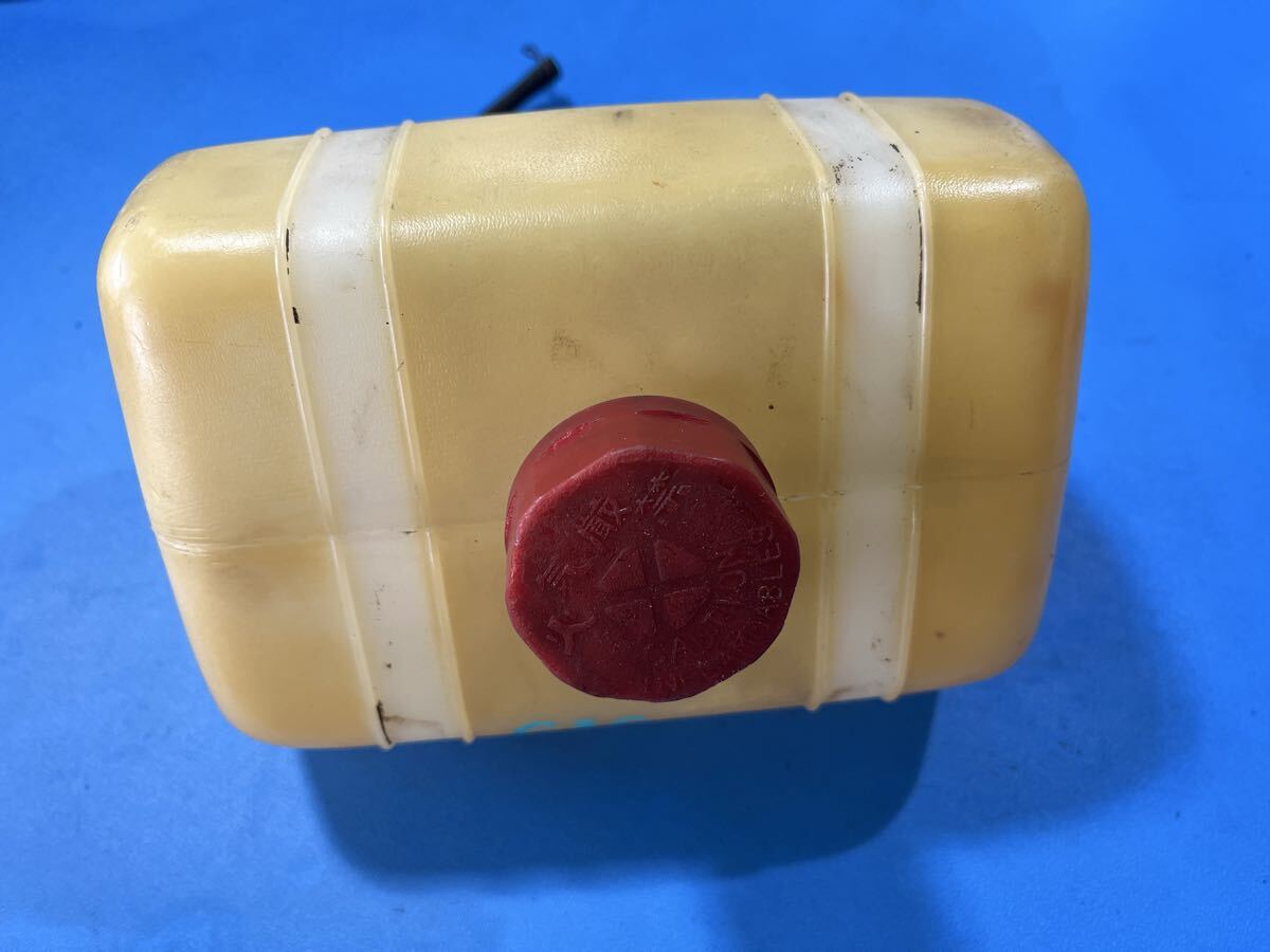 草刈機刈払機部品パーツ 燃料タンク タンク本体にひび割れなし タンクのホース、パッキン等保証なし ゼノア G3C 拍卖