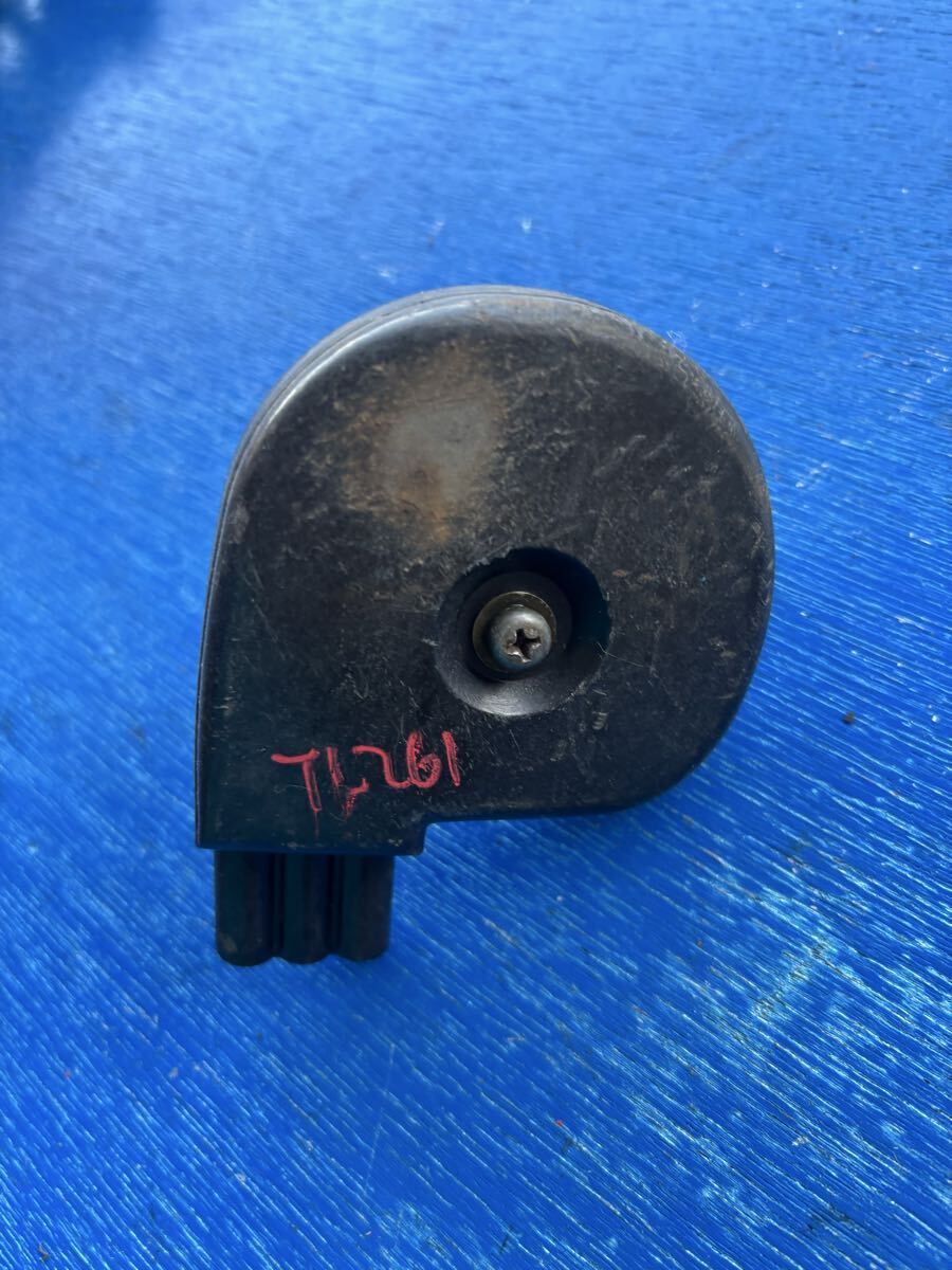 送料600円 草刈機刈払機部品パーツ エアクリーナー 三菱TL261拍卖