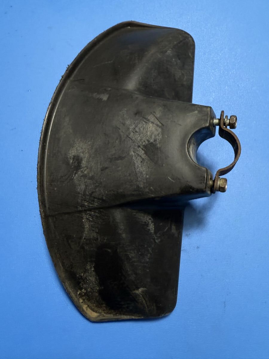 送料600円草刈機刈払機部品飛散防止カバー/安全カバー パイプ径24mmカーツ三菱スチールゼノア丸山タナカ イセキ新シンダイワロビンマキタ拍卖