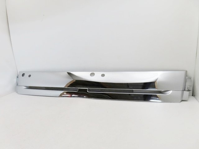 【即決有】 三菱ふそう キャンター FBA20 純正 フロント カウルトップ メッキ MK676243 (n011178)拍卖