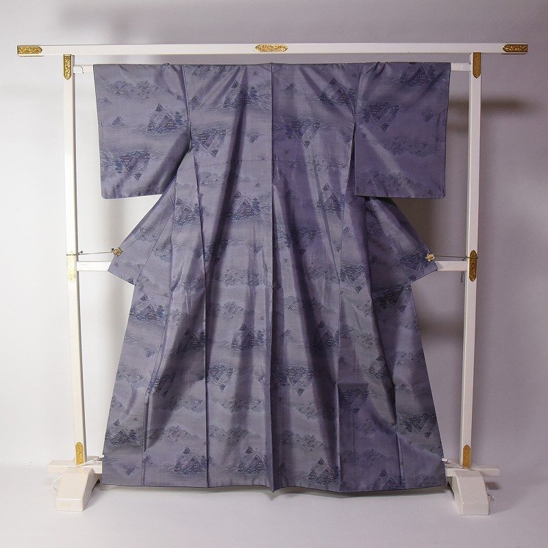 【ほりだし堂】 お仕立て済み 本場大島紬(袷)総絣・草木色泥染 緯絣9マルキ(特横双)岐阜白川郷 着物 身丈154.5cm拍卖