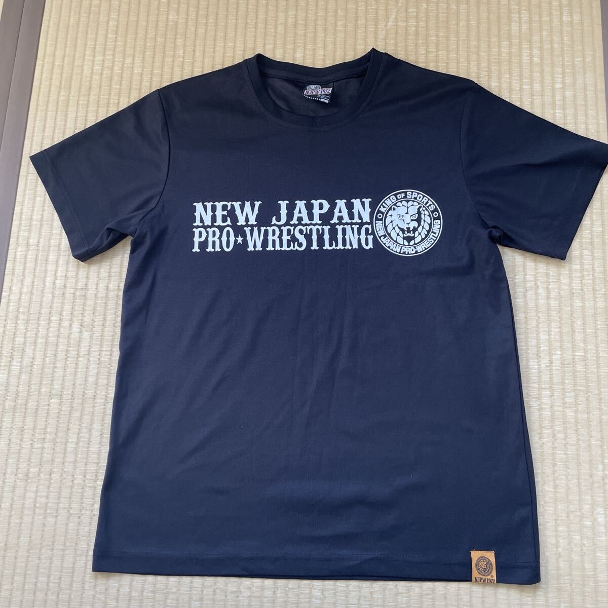 新日本プロレス Tシャツ NEW JAPAN PRO-WRESTLING ロゴTシャツ 新日 半袖Tシャツ拍卖