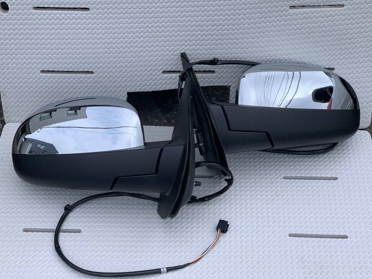 新品 07-14 GM サバーバン タホ ユーコンxl 電動ミラー 左右セット 拍卖