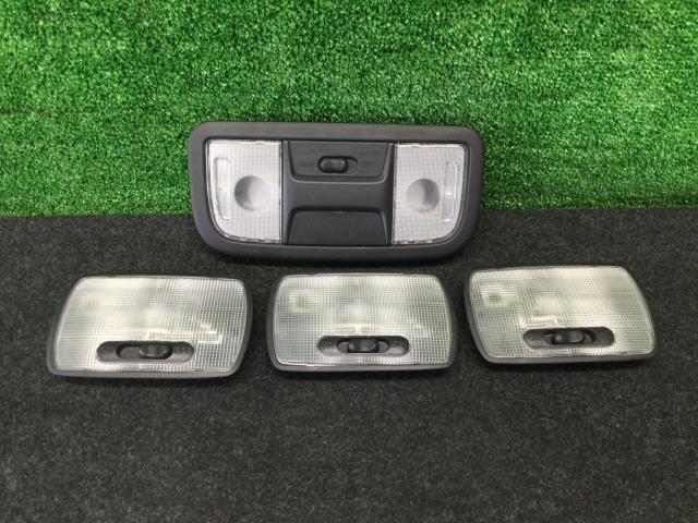 N-VAN 5BD-JJ2 ルームランプ +STYLE FUNターボ 4WD B609拍卖