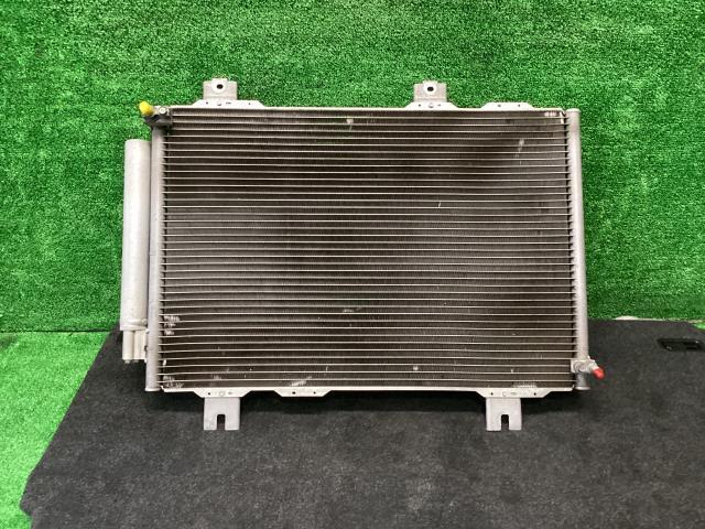 フィット DBA-GK5 コンデンサー 15X RP46P 80100-T5A-003拍卖