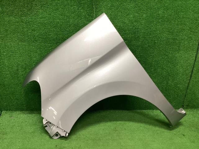 タント DBA-LA600S 左Fフェンダー スローパーL S28 53802-B2042拍卖