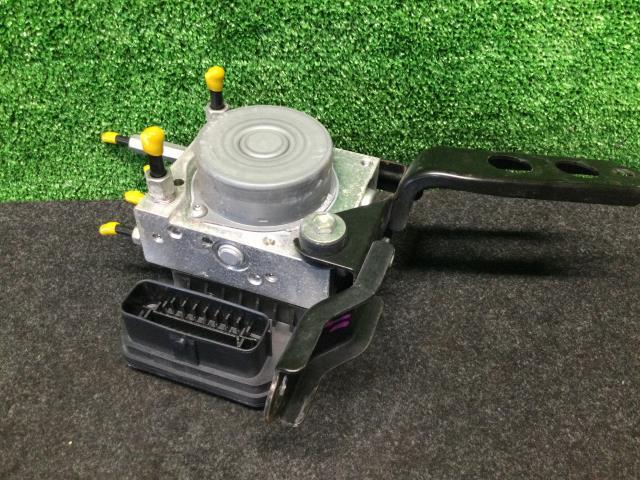 ルーミー DBA-M900A ABSアクチュエーター カスタムG-T T33 44050-B1450拍卖