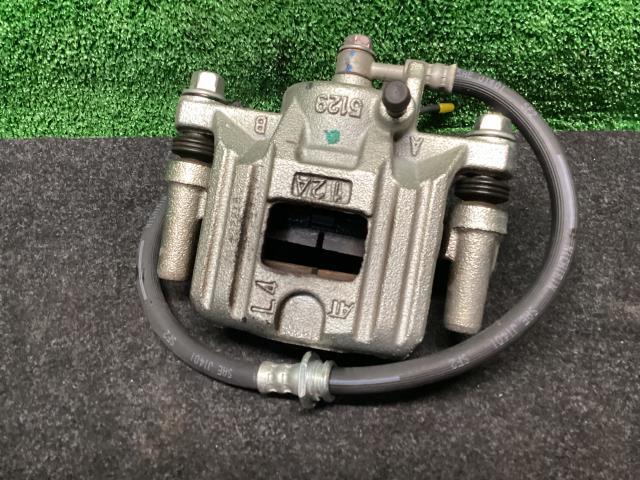 eKクロス 5AA-B34W 左Fキャリパー G U17 4605B397拍卖