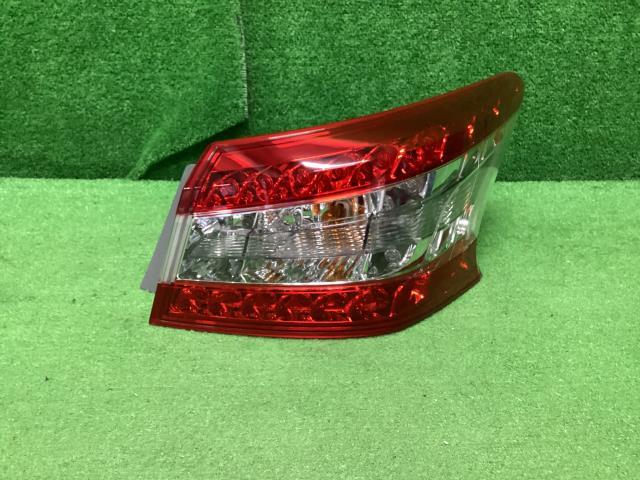 シルフィ DBA-TB17 右テールランプ S ツーリング KH3 26550-3SB0B拍卖