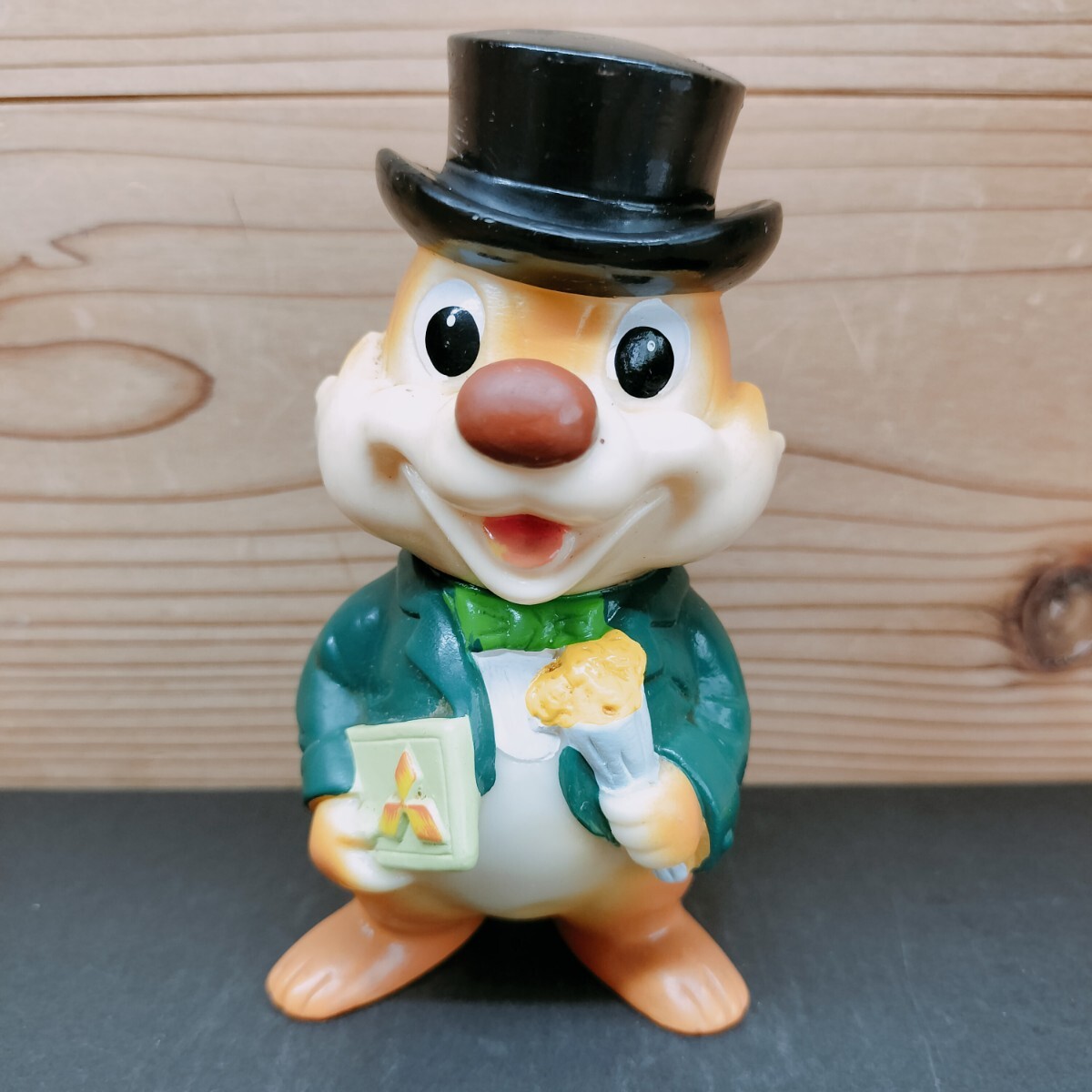 昭和レトロ チップ & デール チップ 貯金箱 三菱銀行 ソフビ 人形 フィギュア 当時物 企業物 ウォルト ディズニー Disney 非売品拍卖
