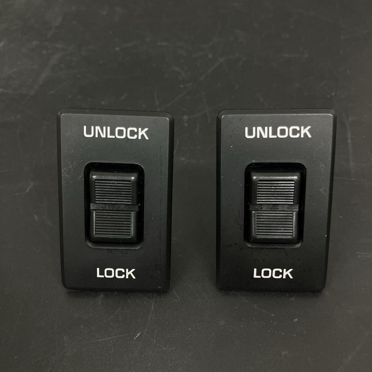 GM C-8449 ◎ シボレー アストロ ドア ロック スイッチ 2コ 15590709 未使用 劣化あり 保管品 ジーエム拍卖