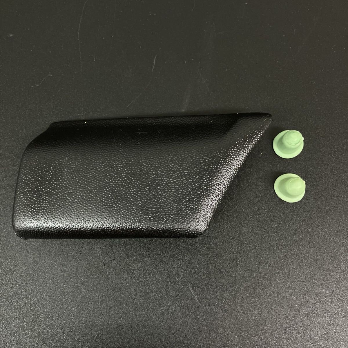 フォルクスワーゲン C-8816 ◎ ゴルフ ヴェント フロント フェンダー モールディング 1H0853518B41 未使用 劣化あり ベタ付きあり 保管品拍卖