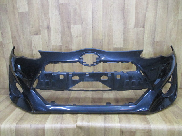 F2/ NHP10アクア中期 純正フロントバンパー 52119-52A10/20拍卖