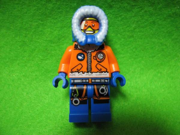 ☆レゴ-LEGO★フィグ★エスキモーフード被った★レスキュー隊員★新品★救助隊員★レア品★拍卖