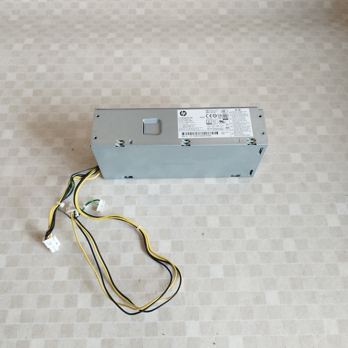 341123p ★ HP ProDesk 600 G3 G4 280 G3 400 G5 SFF用 D18-180P1A D18-180P2A PA-1181-3HV 180W 電源ユニット ★ 確認済拍卖