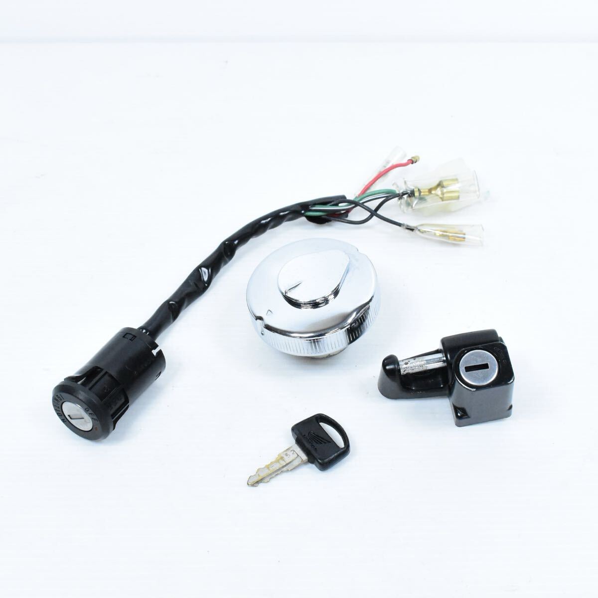 良品 ホンダ モンキー Z50J 純正 キーセット 12V 検) monkey ゴリラ AB27 メインキー キー シリンダー ヘルメットホルダー タンクキャップ拍卖