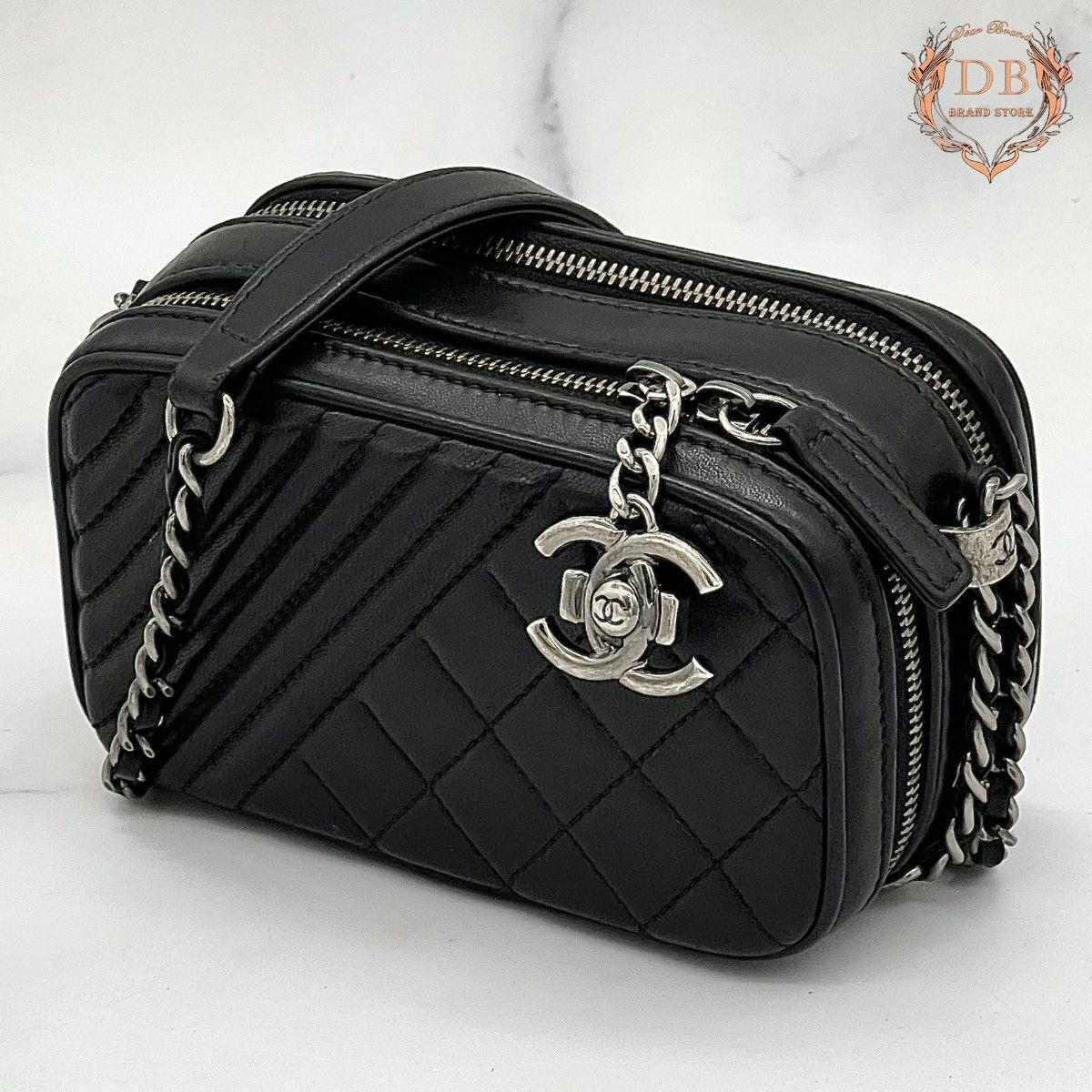 ボーイシャネル ココマーク チェーンショルダー ミニ マトラッセ コンパクト財布 CHANEL レディース バッグ 斜め掛け 黒 鑑定済み Auth拍卖