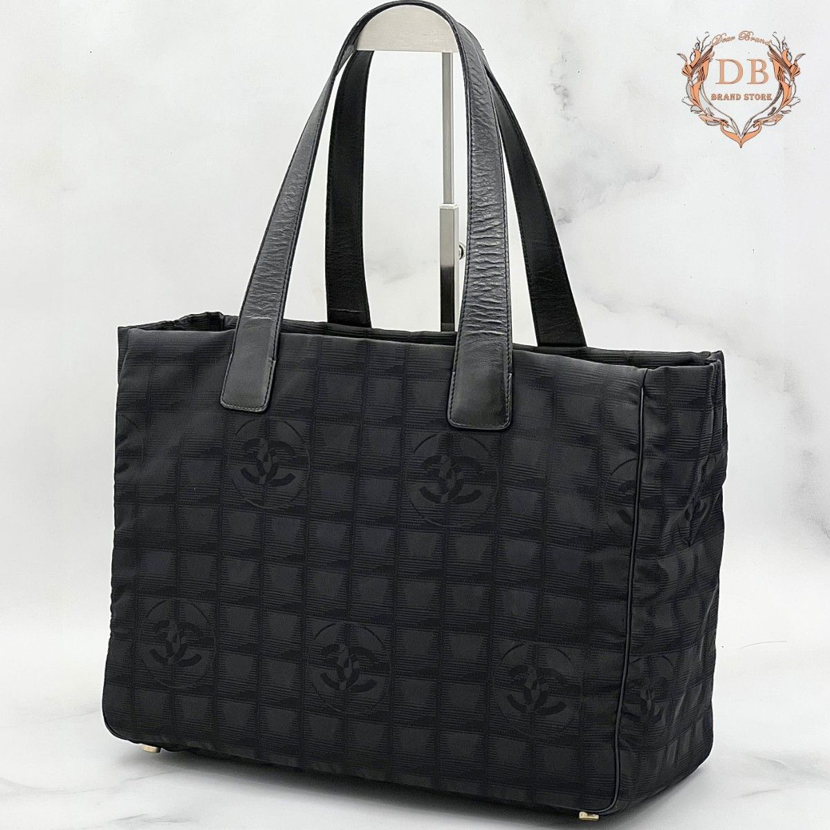 シャネル ニュートラベルラインMM A4可 ブラック トート 後期 キーフック CHANEL レディース バッグ ココマーク 肩掛 ゴールド 鑑定済み拍卖