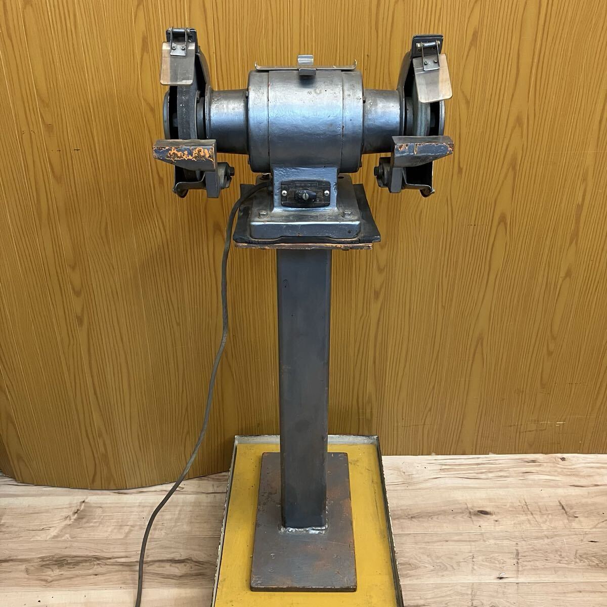 ★動作品★淀川電機?★卓上電気グラインダ★両頭グラインダー★グラインダ★グラインダー★200V★工具★工場★SR(T795)拍卖