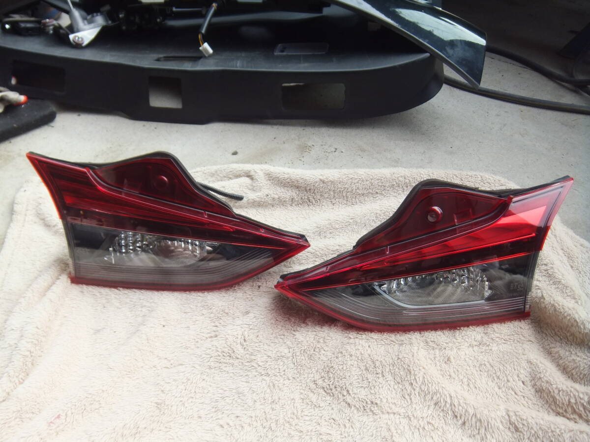 (MAZDA6 マツダ6) 左 右 リア フィニッシャーランプ KOITO 226-65033 (GJ2FW)拍卖