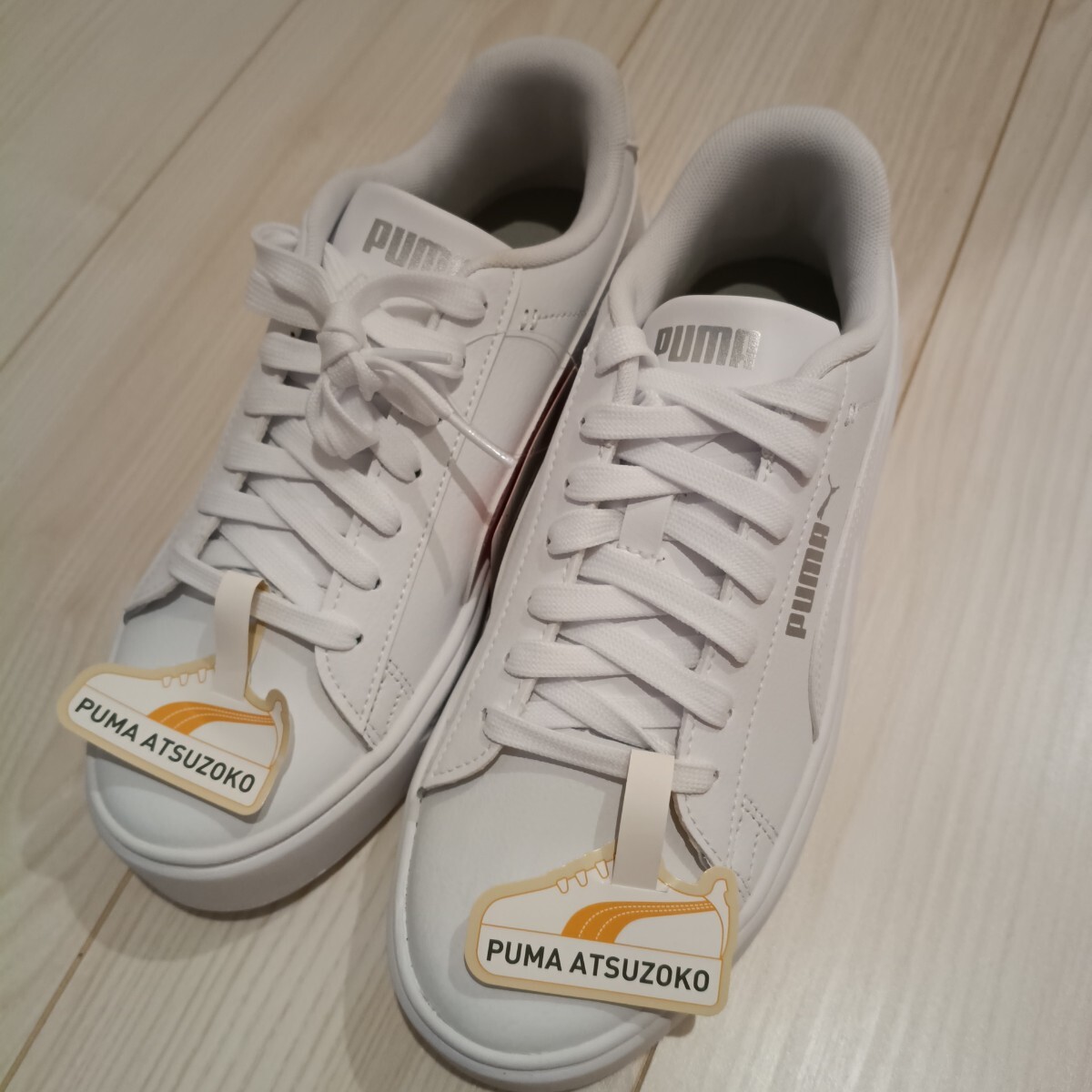 PUMA プーマ ウィメンズ スマッシュ プラットフォーム V3 スニーカー サイズ23.5cm拍卖