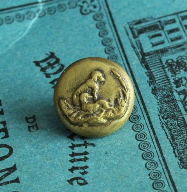 即決 メタルボタン 1個 φ15mm 犬 狩猟犬 アニマル ハンティング 狩猟 動物 フランス輸入 ヴィンテージ拍卖