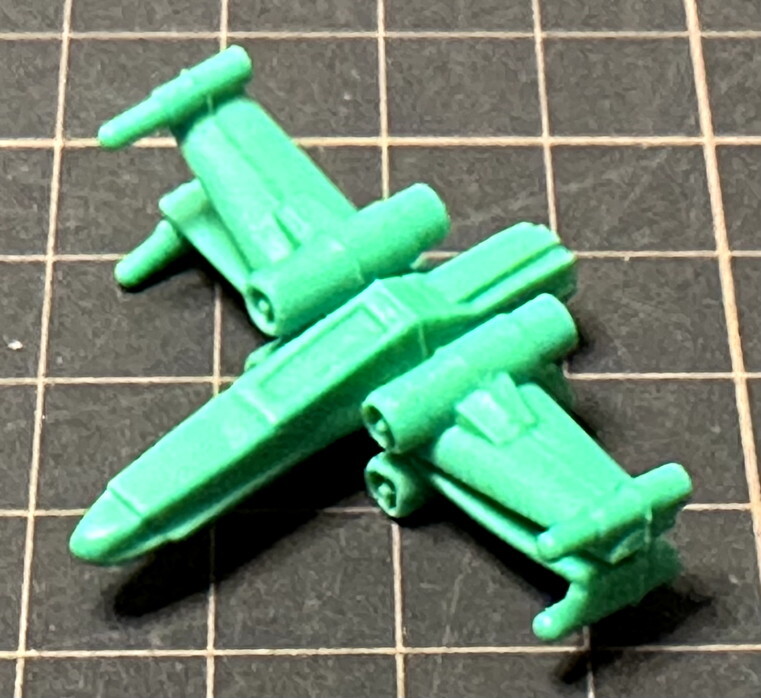 【当時品】『X・ウィング』 映画「スター・ウォーズ」 消しゴムフィギュア メーカー不明 成形色:緑拍卖