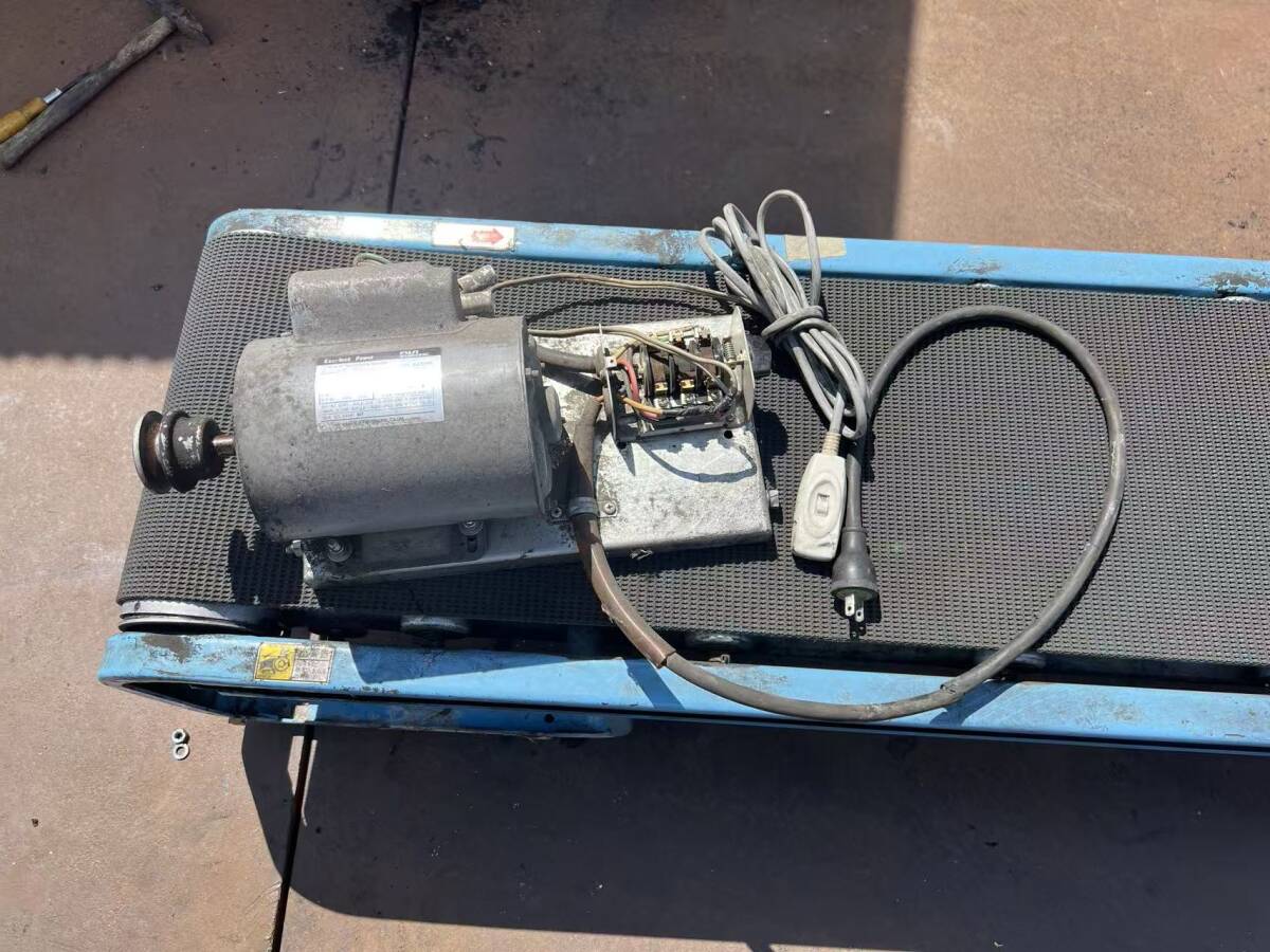 動画あり 秋田発  100VモーターOUTPUT 300W 4P 正逆開閉器 付き コンベア 米運ぶ拍卖