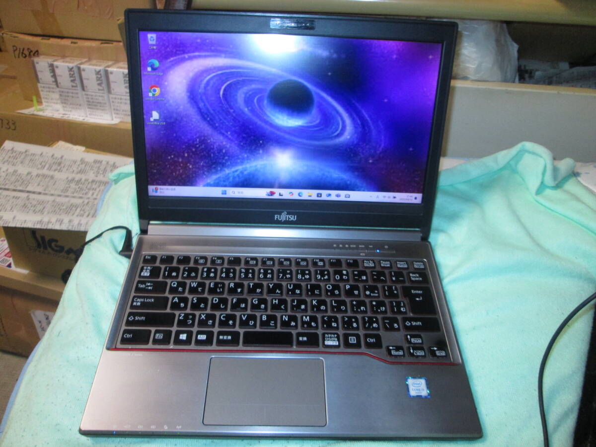 富士通 LIFEBOOK E736/M Win11 Pro 64bit Core i3-6100U 2.30GHz 4GB 320GB 13.3型 ブラック系 カメラ Li-Office AC付 ◇p1801◇拍卖
