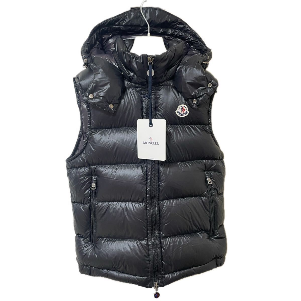 未使用 MONCLER BORMES GILET 5 ブラック ダウンベスト モンクレール フード ダウン ベスト ジャケット モンクレールジャパン 黒拍卖