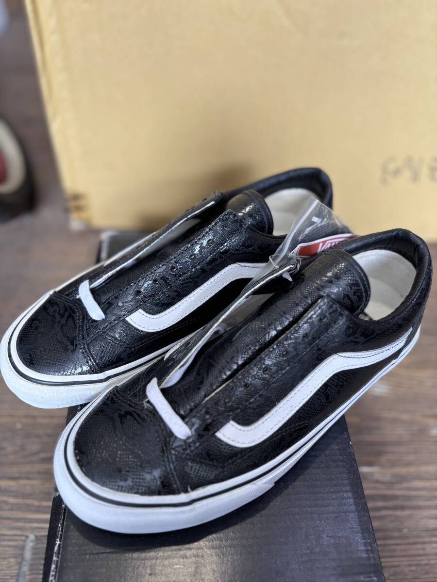 新品 VANS スタイル36 VLT LX VN0A5FC3617 25.5cm拍卖