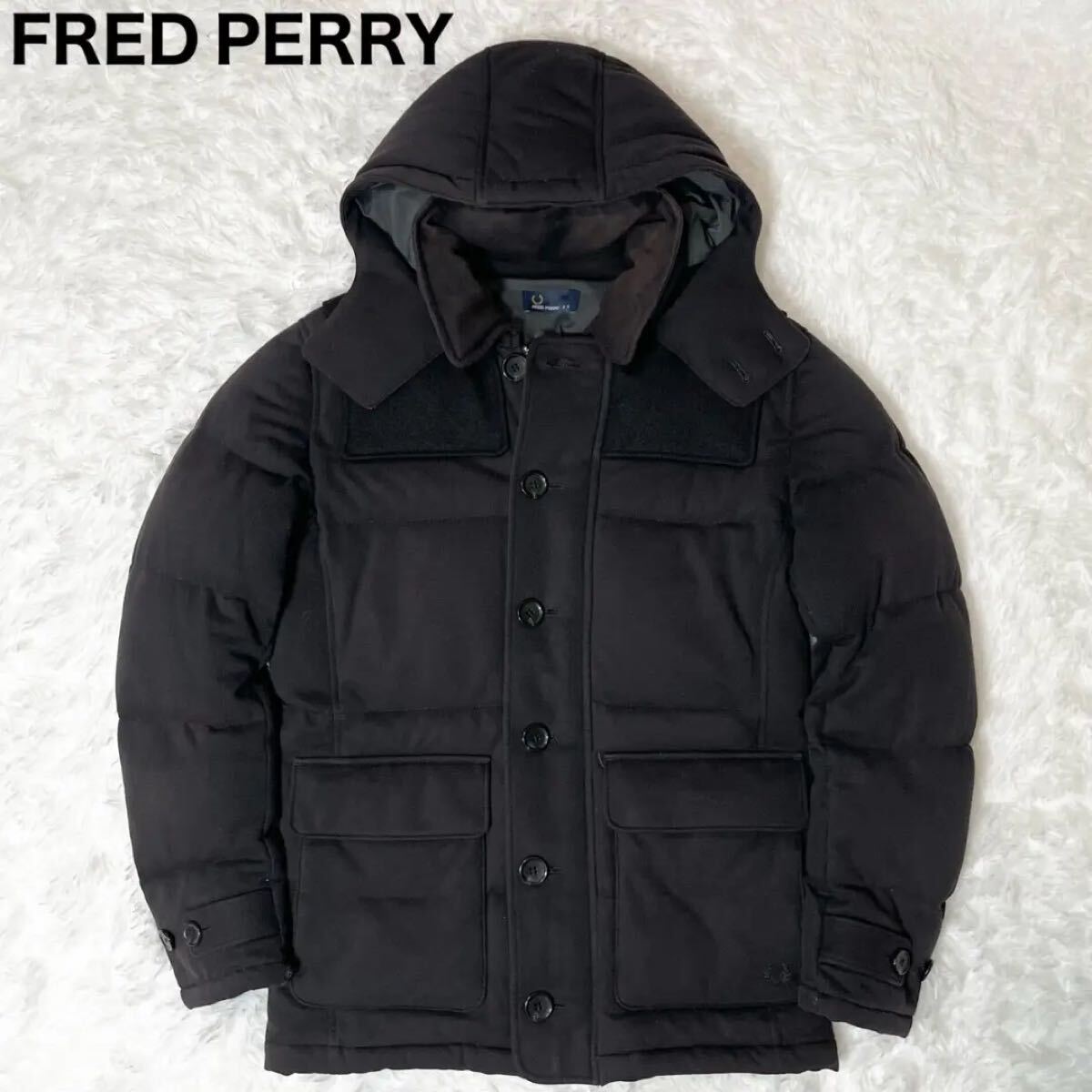 フレッドペリー FRED PERRY ダウンジャケット メンズ 2way 刺繍ロゴ 切替 アウター フード着脱可能 S ブラック 黒 black アパレル拍卖