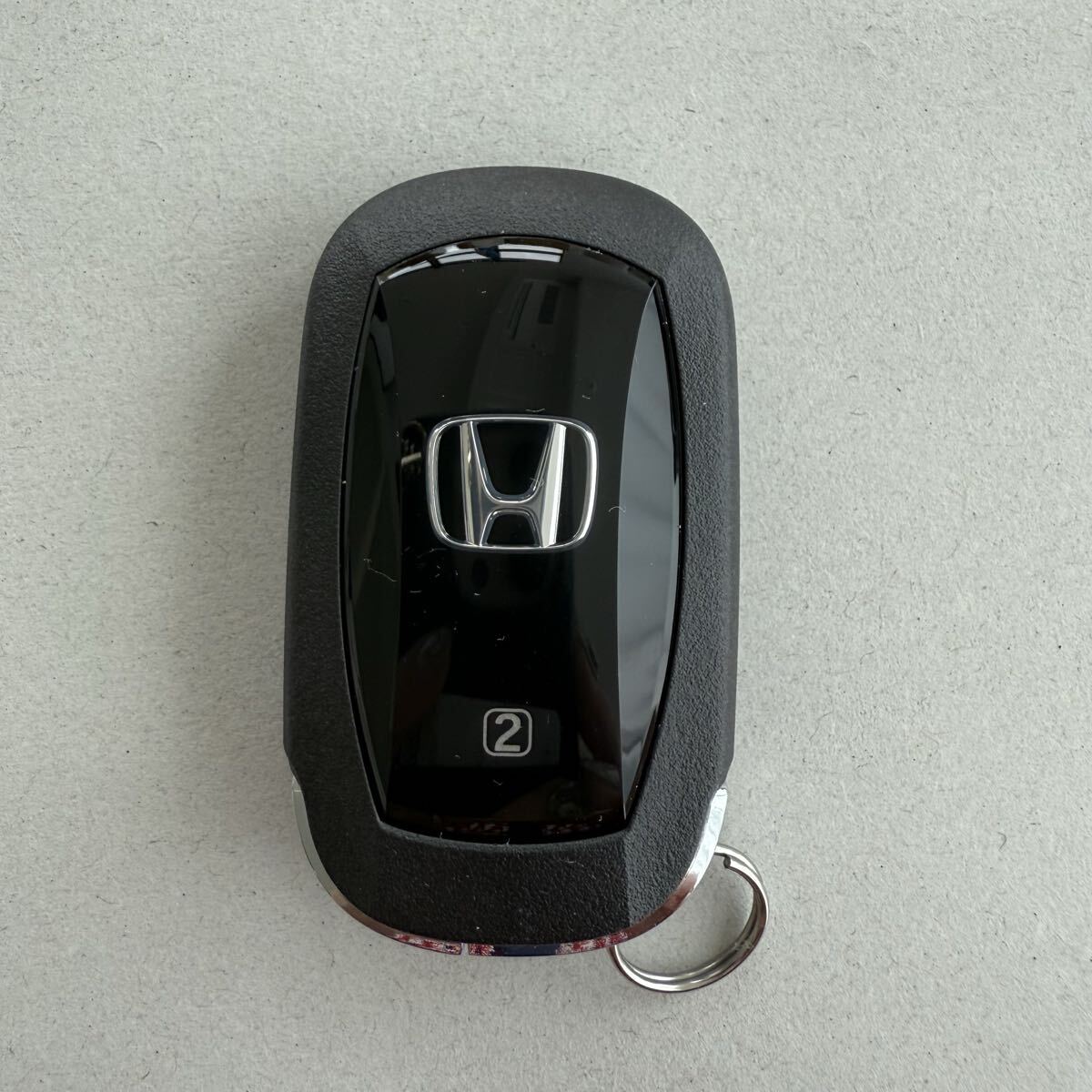 ホンダ ヴェゼル 純正 スマートキー 3ボタン 令和7年式 3592拍卖