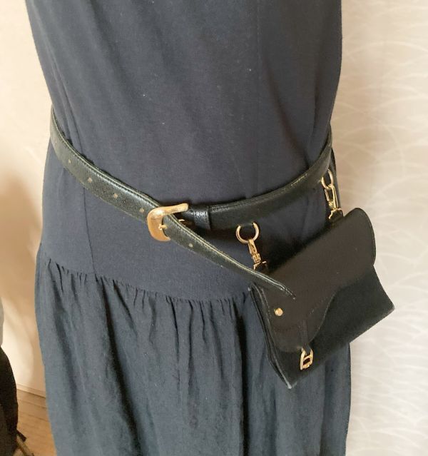 レトロ【Reui Mind】ブラック色☆ウエストポーチ☆拍卖