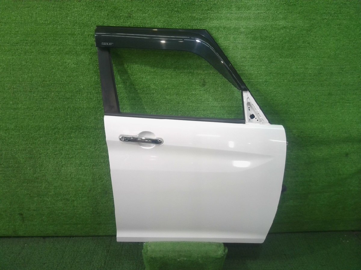 ソリオ DAA-MA36S 右 前 フロントドアASSY BANDITハイブリッドFリミテッド K12C ZVR 白 ホワイト シロ 68001-81P00拍卖