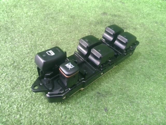 ヴォクシー DBA-AZR60G AZR65 パワーウインドウスイッチ Z煌 8人 1AZ-FSE 1D2 84040-28060拍卖