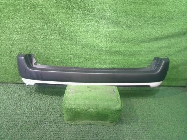 ファミリア DBE-NCP160M リアバンパー ASSY VE 1NZ-FE 058 1M00-50-221拍卖