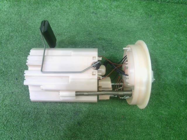 アクセラ DBA-BL5 BPFW フューエルポンプ 燃料ポンプ 1.5Sスタイル ZY-VE 38R LF3T-13-35XD拍卖