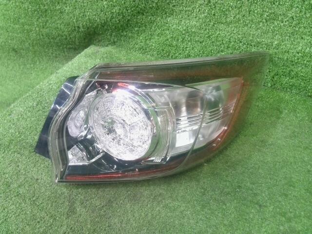 アクセラ DBA-BL5 BPFW 右 テール ランプ ライト 1.5Sスタイル ZY-VE 38R BCW9-51-150D拍卖